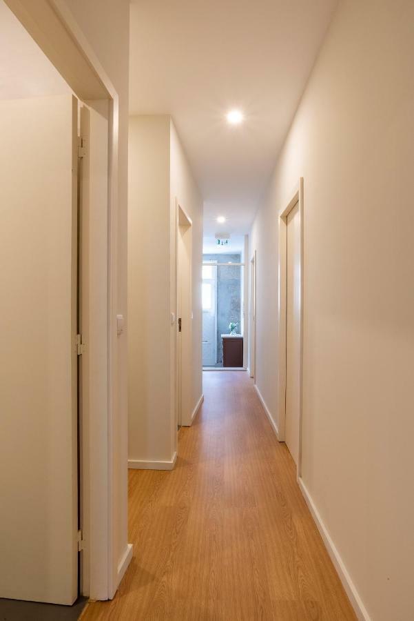 Zd Moreira Flats A By Portoproperties4You Luaran gambar